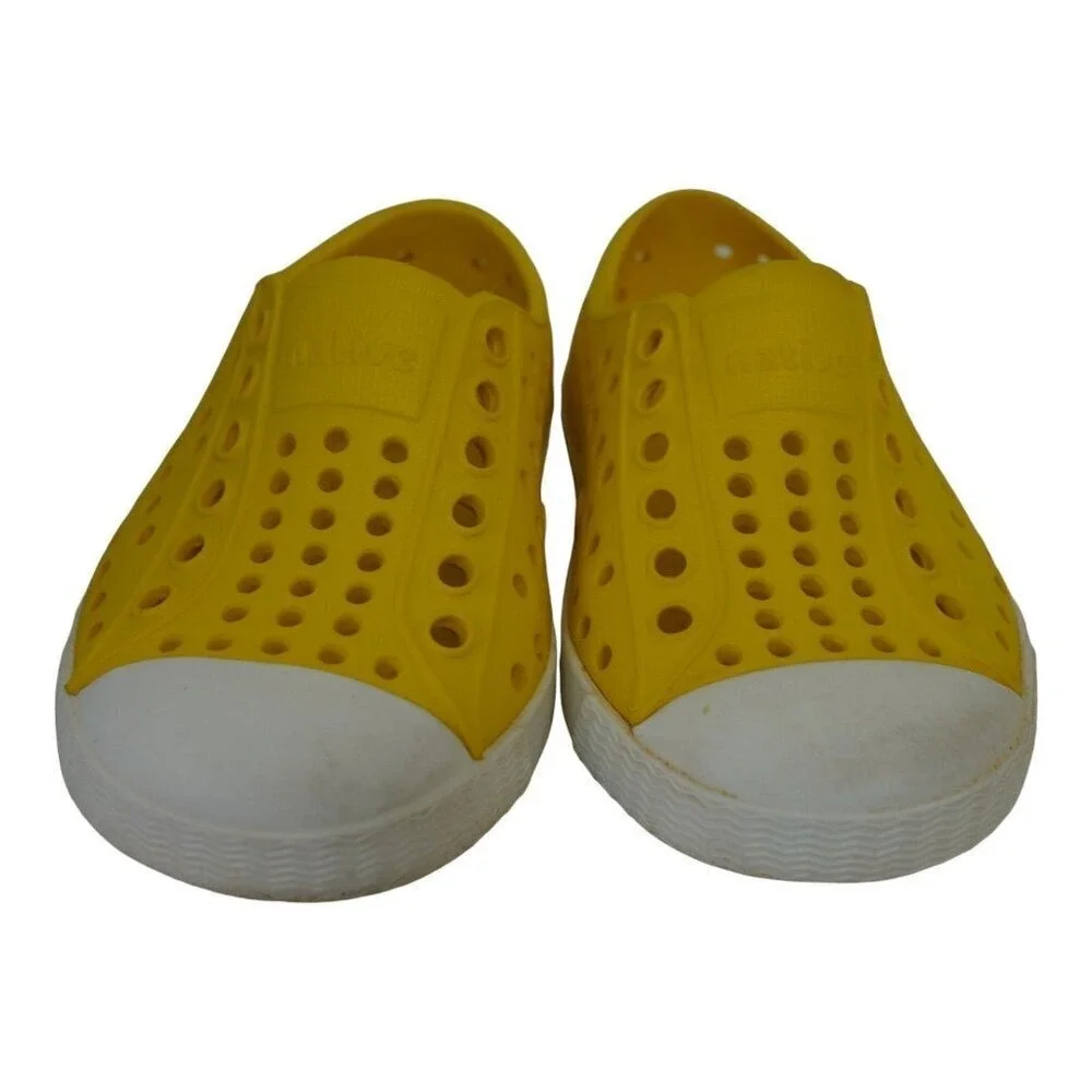 Native Shoes Jefferson‎ Yellow Slip On Water Shoes Kids Toddler Size 4